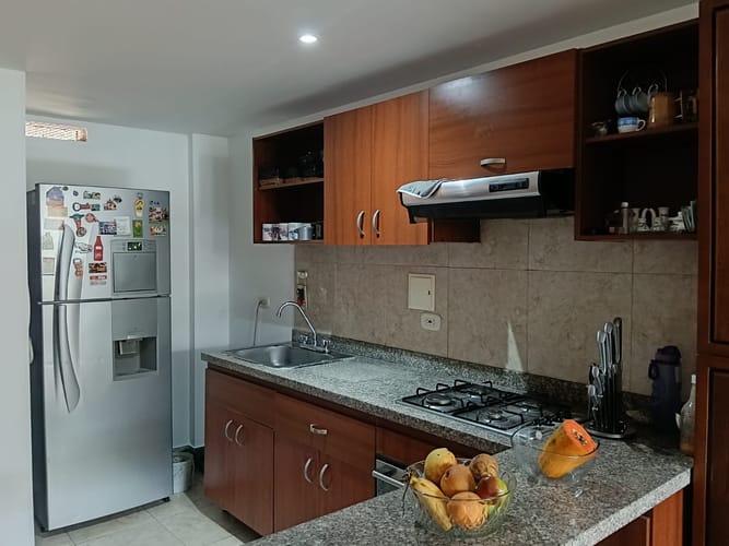 Apartamento de 3 alcobas en venta en Galerias, Bogotá, 77 m² · foto 7 de 14