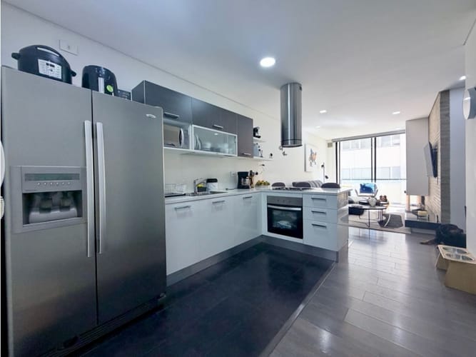Apartamento de 2 alcobas en venta en Multicentro, Bogotá, 78 m² · foto 3 de 17