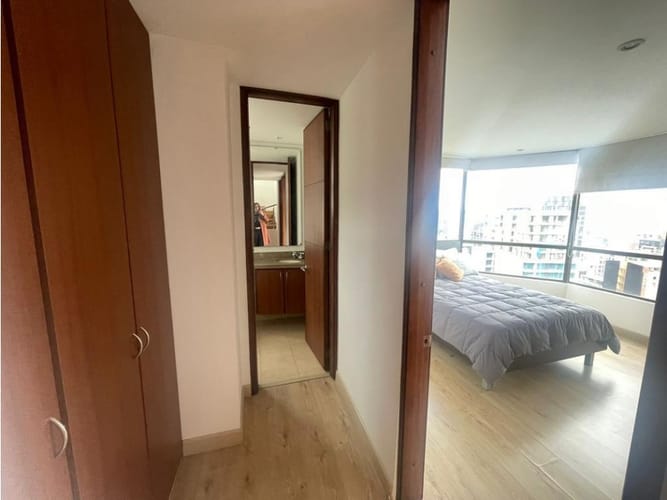 Apartamento de 3 alcobas en arriendo en Los Alpes, Bogotá, 180 m² · foto 9 de 23
