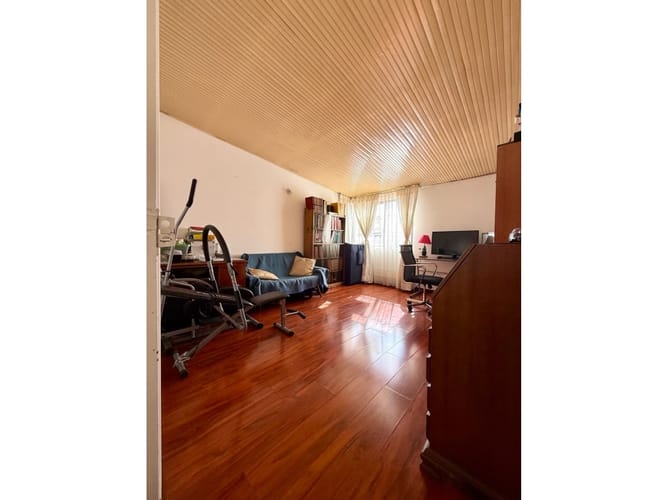 Casa de 4 alcobas en venta en Niza, Bogotá, 240 m² · foto 19 de 23