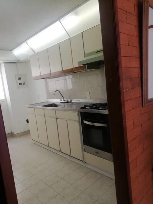 Apartamento de 3 alcobas en venta en Santa Teresa, Bogotá, 69 m² · foto 15 de 24