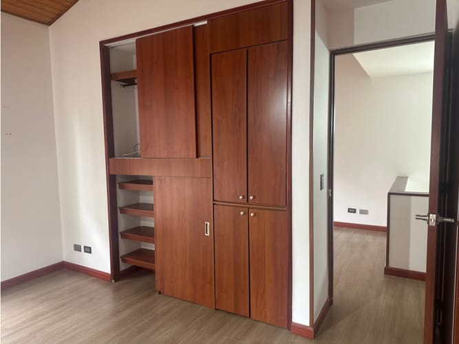 Apartamento de 2 alcobas en arriendo en Mazuren, Bogotá, 115 m² · foto 2 de 7