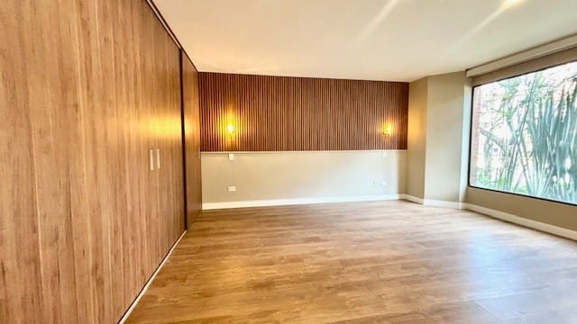 Apartamento de 3 alcobas en venta en Chicó Navarra, Bogotá, 158 m² · foto 19 de 24