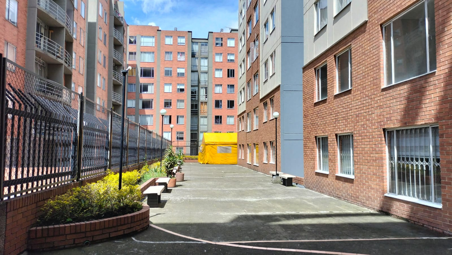 Apartamento de 3 alcobas en venta en Fontibon, Bogotá, 62 m² · foto 6 de 24