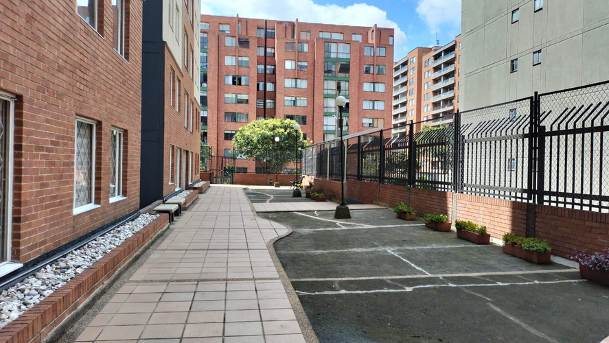 Apartamento de 3 alcobas en venta en Fontibon, Bogotá, 62 m² · foto 7 de 24