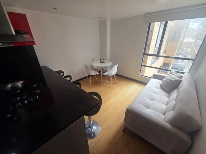Apartamento de 2 alcobas en venta en Cedritos, Bogotá, 53 m² · foto 1 de 24