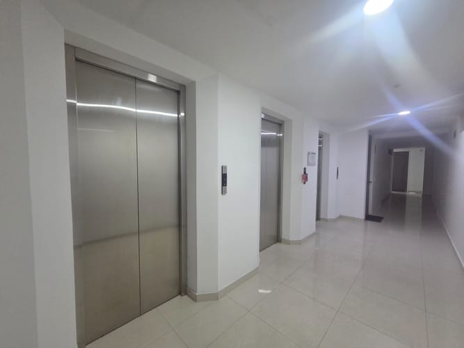 Apartamento de 2 alcobas en venta en Cedritos, Bogotá, 53 m² · foto 18 de 24