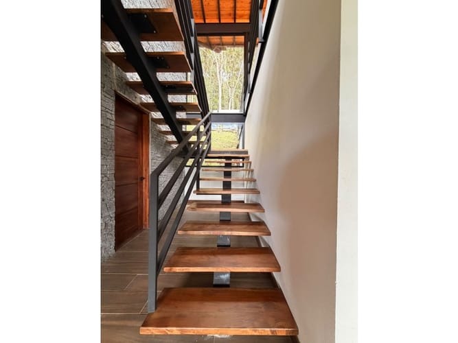 Casa de 3 alcobas en arriendo en Pantanillo, El Retiro, 380 m² · foto 14 de 24