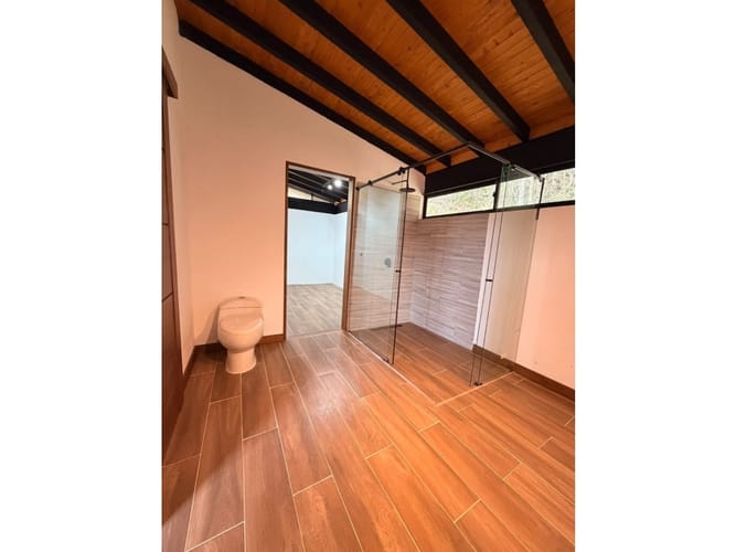 Casa de 3 alcobas en arriendo en Pantanillo, El Retiro, 380 m² · foto 17 de 24