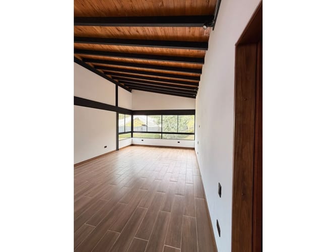 Casa de 3 alcobas en arriendo en Pantanillo, El Retiro, 380 m² · foto 19 de 24