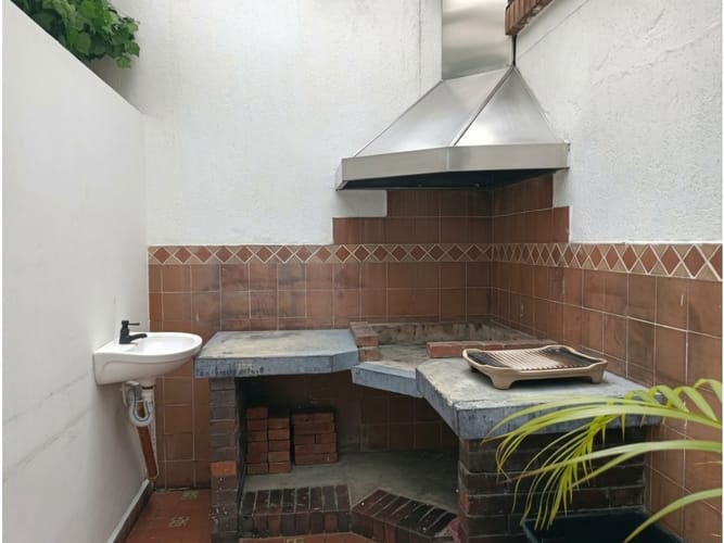 Casa de 4 alcobas en venta en El Batán, Bogotá, 261 m² · foto 9 de 20