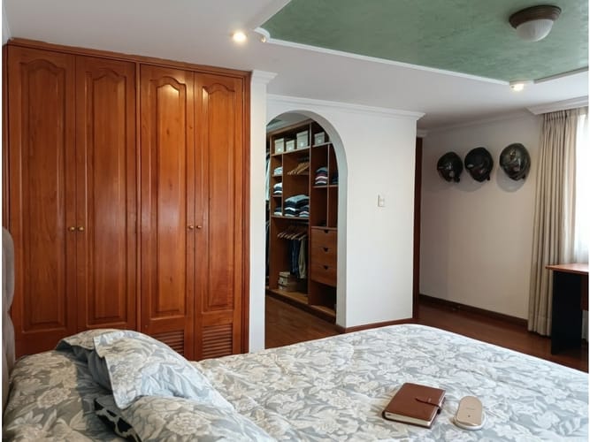 Casa de 4 alcobas en venta en El Batán, Bogotá, 261 m² · foto 18 de 20