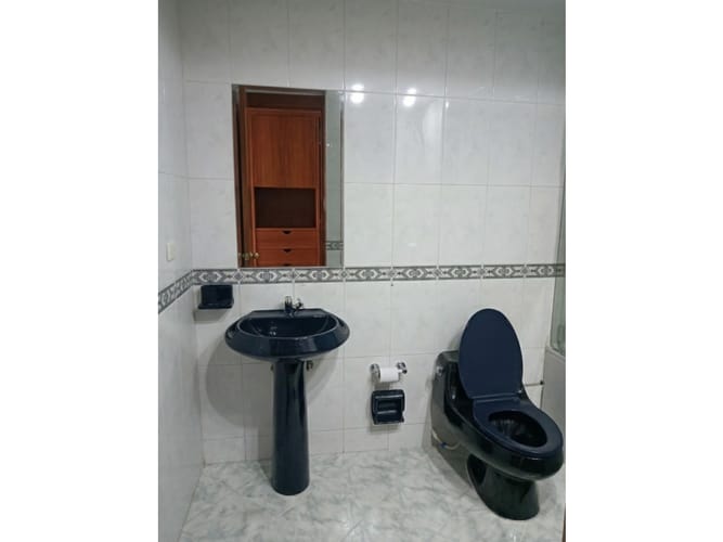 Casa de 4 alcobas en venta en El Batán, Bogotá, 261 m² · foto 19 de 20