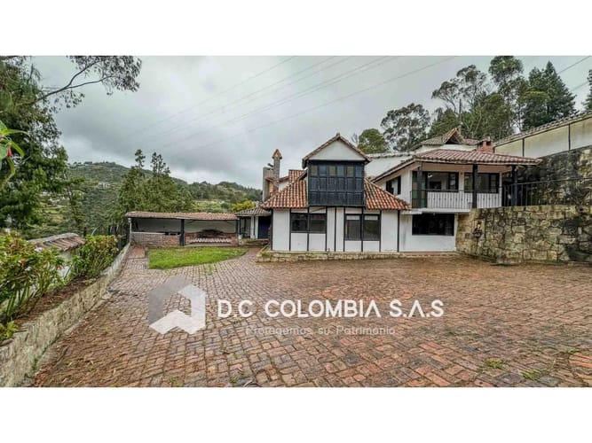 Casa de 5 alcobas en venta en El Libano, Bogotá, 437 m² · foto 6 de 23