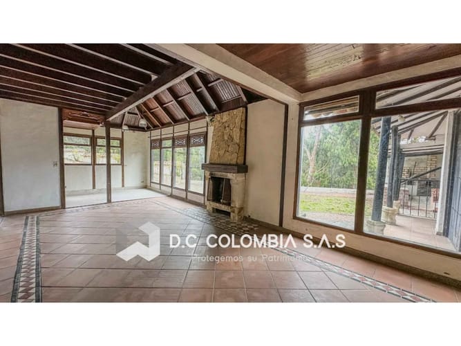 Casa de 5 alcobas en venta en El Libano, Bogotá, 437 m² · foto 8 de 23