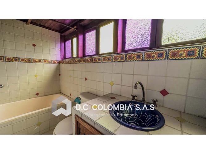 Casa de 5 alcobas en venta en El Libano, Bogotá, 437 m² · foto 10 de 23