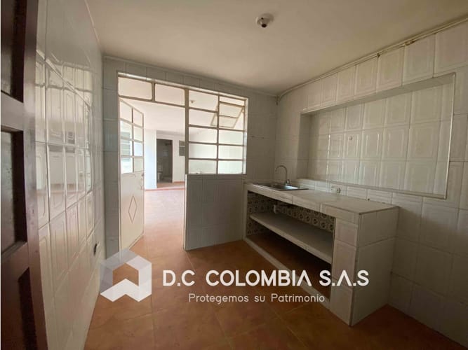 Casa de 9 alcobas en venta en Gustavo Restrepo, Bogotá, 292 m² · foto 8 de 8