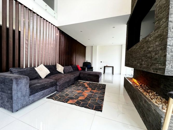 Casa de 6 alcobas en venta en Siberia, Cota, 1180 m² · foto 6 de 24