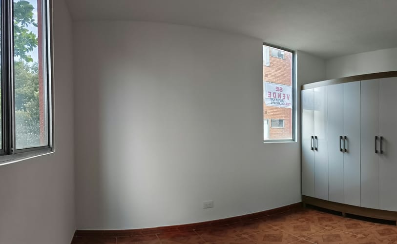 Apartamento de 3 alcobas en venta en Bolivia, Bogotá, 63 m² · foto 2 de 15