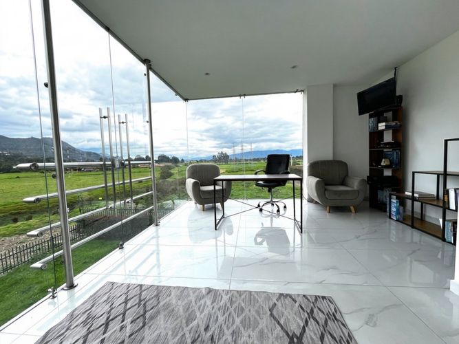 Casa de 6 alcobas en venta en Siberia, Cota, 1180 m² · foto 17 de 24