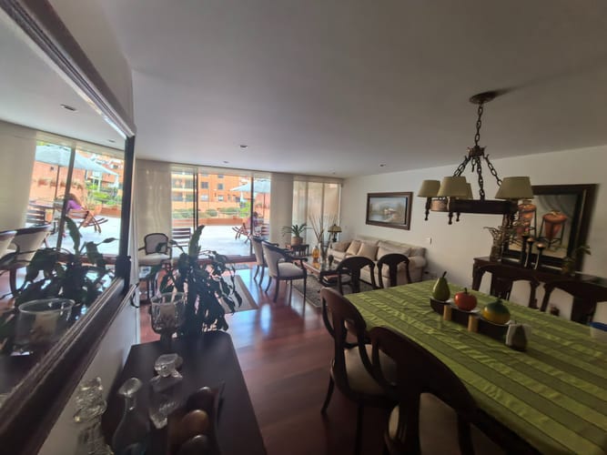 Apartamento de 3 alcobas en venta en Belmira, Bogotá, 294 m² · foto 3 de 24