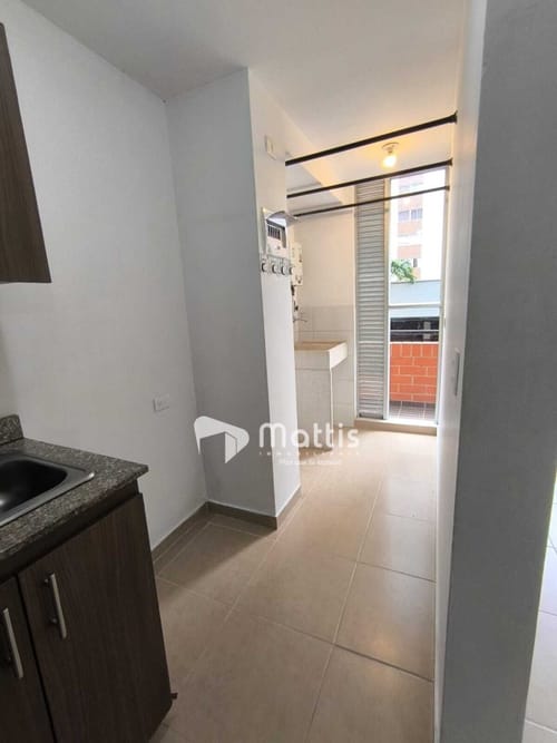 Apartamento de 3 alcobas en arriendo en Suramérica, Itagüí, 71 m² · foto 7 de 16