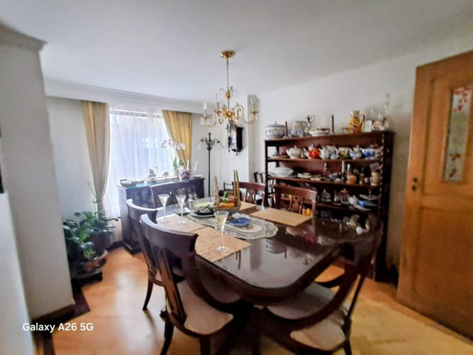 Apartamento de 3 alcobas en venta en Los Rosales, Bogotá, 130 m² · foto 6 de 23