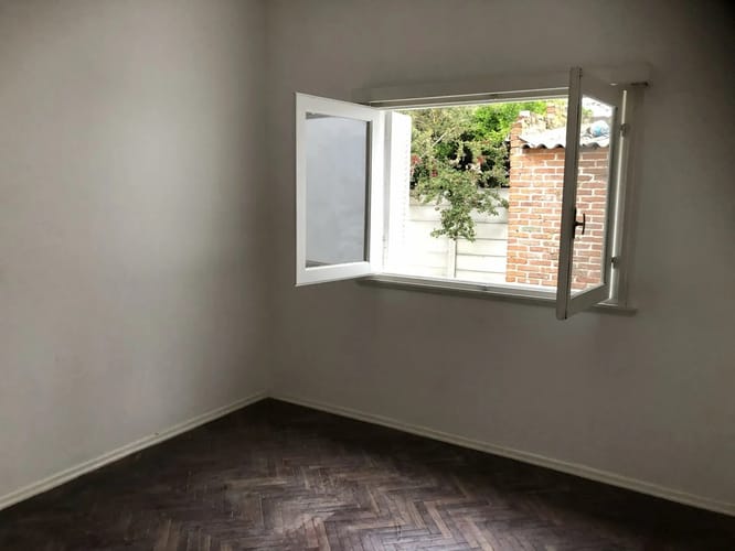 ALQUILER EN REDUCTO DE 2 DORMITORIOS, PLANTA BAJA INTERIOR, PATIO EXCLUSIVO, GASTOS COMUNES BAJOS · Foto 5