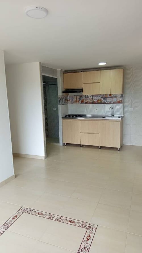 Apartamento de 3 alcobas en arriendo en San Antonio Del Carrizal, Girón, 61 m² · foto 3 de 22