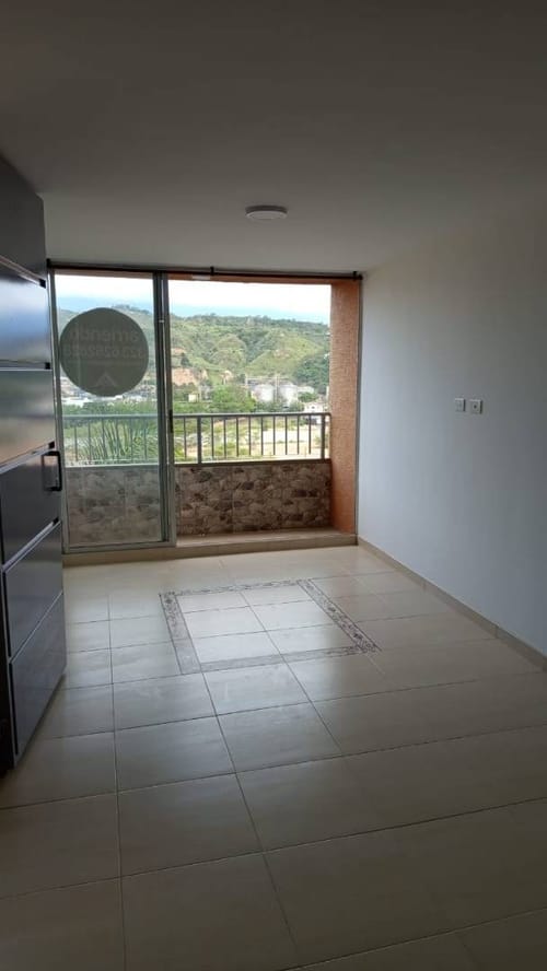Apartamento de 3 alcobas en arriendo en San Antonio Del Carrizal, Girón, 61 m² · foto 4 de 22