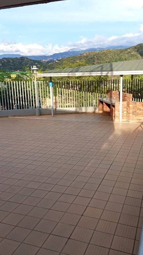 Apartamento de 3 alcobas en arriendo en San Antonio Del Carrizal, Girón, 61 m² · foto 18 de 22