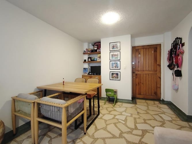 Apartamento de 2 alcobas en arriendo en Quinta Paredes, Bogotá, 52 m² · foto 3 de 14