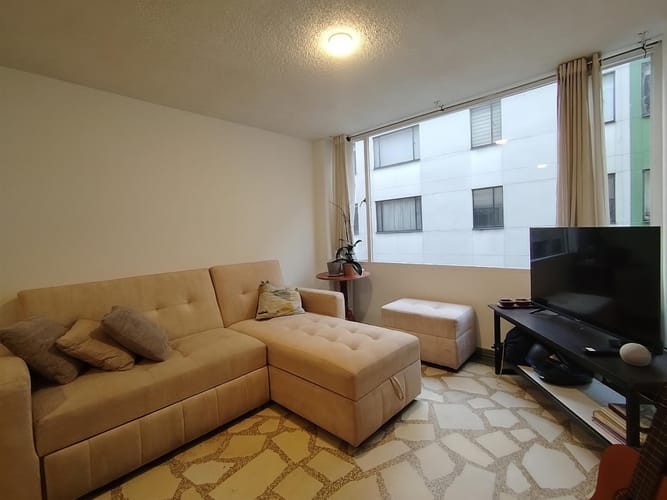 Apartamento de 2 alcobas en arriendo en Quinta Paredes, Bogotá, 52 m² · foto 6 de 14