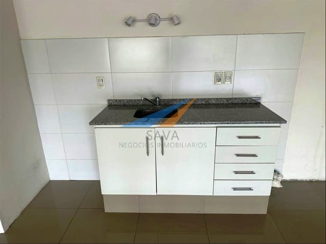 Alquiler Apartamento 2 Dormitorios Tipo Loft en Parque Batlle! Excelente Ubicación! · Foto 5