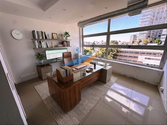 Alquiler Apartamento 2 Dormitorios Tipo Loft en Parque Batlle! Excelente Ubicación! · Foto 2