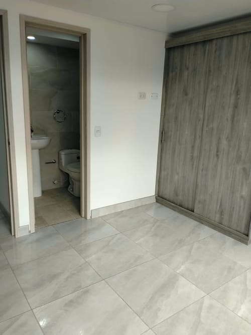 Apartamento de 2 alcobas en arriendo en Alamos, Bogotá, 53 m² · foto 2 de 5