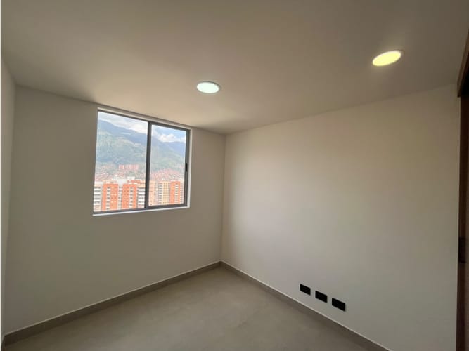 Apartamento de 3 alcobas en arriendo en Fabricato, Bello, 72 m² · foto 7 de 20