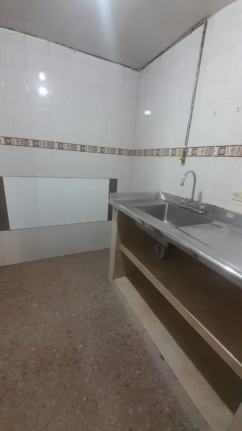 Apartamento de 2 alcobas en arriendo en Hayuelos, Bogotá, 50 m² · foto 9 de 10