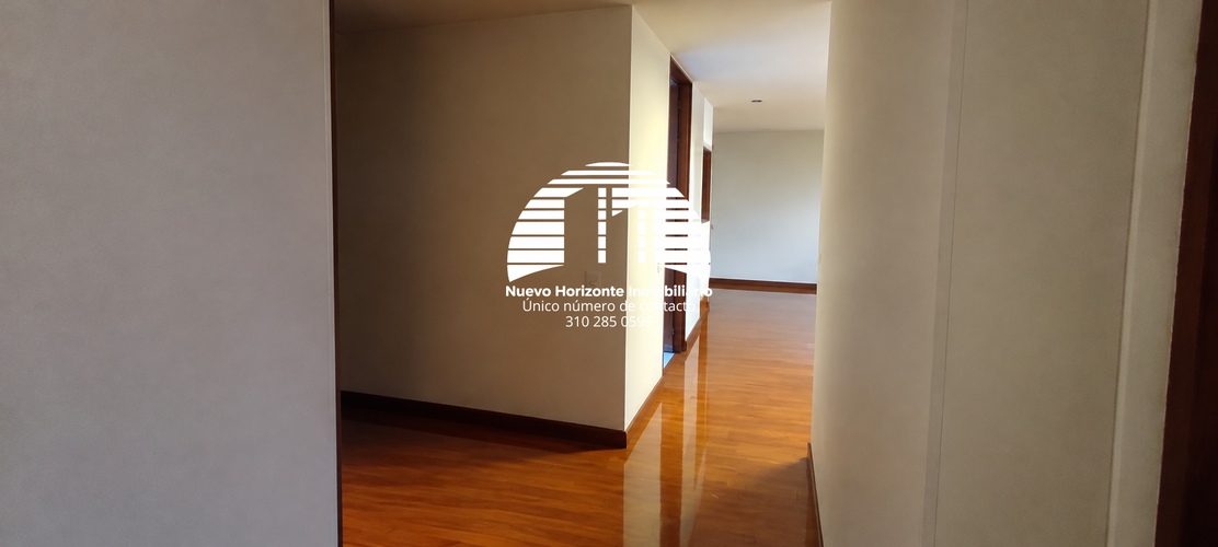 Apartamento de 3 alcobas en venta en San Jose Del Prado, Bogotá, 118 m² · foto 12 de 18