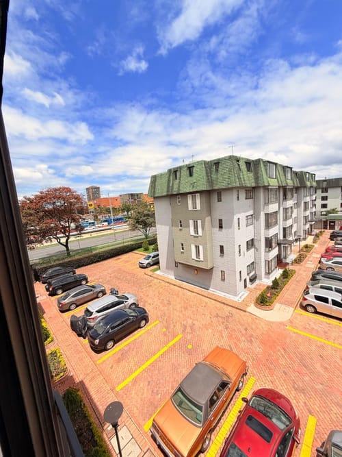 Apartamento de 3 alcobas en arriendo en Antiguo Country, Bogotá, 90 m² · foto 8 de 13