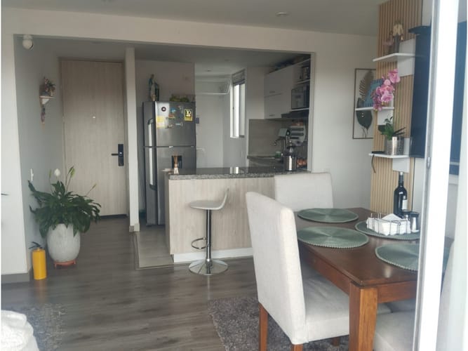 Apartamento de 3 alcobas en venta en Alcala, Mosquera, 75 m² · foto 2 de 24