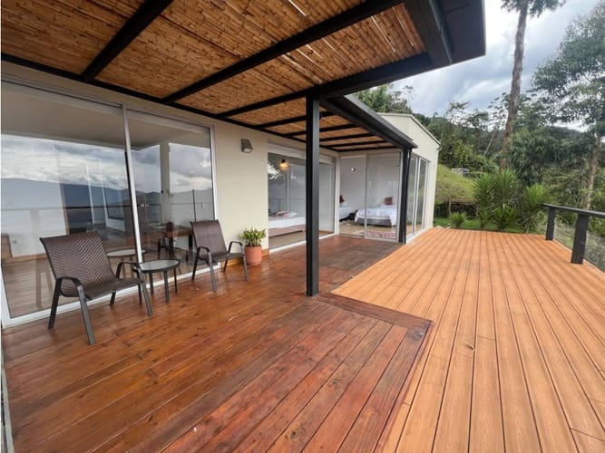 Casa de 5 alcobas en venta en Vía Las Palmas, Medellín, 420 m² · foto 3 de 24
