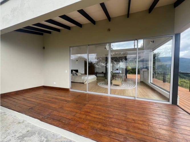 Casa de 5 alcobas en venta en Vía Las Palmas, Medellín, 420 m² · foto 6 de 24