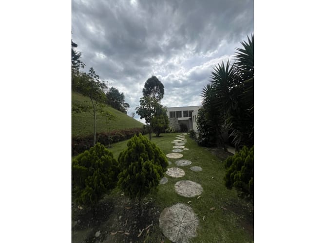 Casa de 5 alcobas en venta en Vía Las Palmas, Medellín, 420 m² · foto 7 de 24