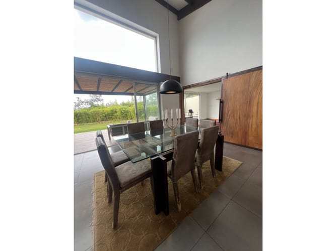 Casa de 5 alcobas en venta en Vía Las Palmas, Medellín, 420 m² · foto 18 de 24