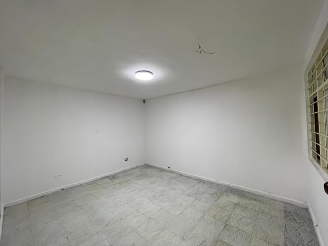Casa de 6 alcobas en venta en San Vicente, Cali, 226 m² · foto 16 de 24
