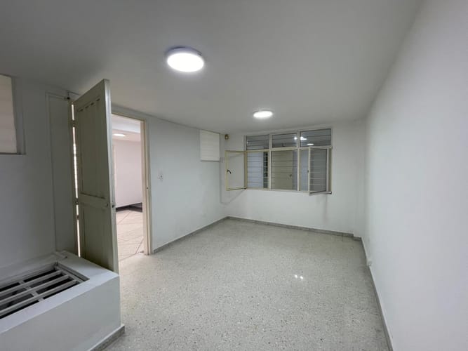 Casa de 6 alcobas en venta en San Vicente, Cali, 226 m² · foto 17 de 24