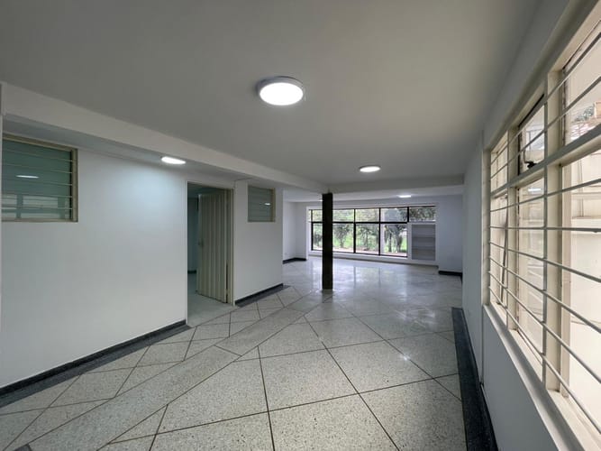 Casa de 6 alcobas en venta en San Vicente, Cali, 226 m² · foto 23 de 24