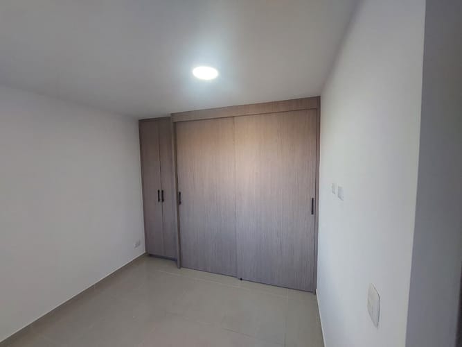 Apartamento de 2 alcobas en arriendo en Cuatro Esquinas, Rionegro, 51 m² · foto 7 de 11