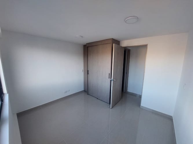 Apartamento de 2 alcobas en arriendo en Cuatro Esquinas, Rionegro, 51 m² · foto 8 de 11